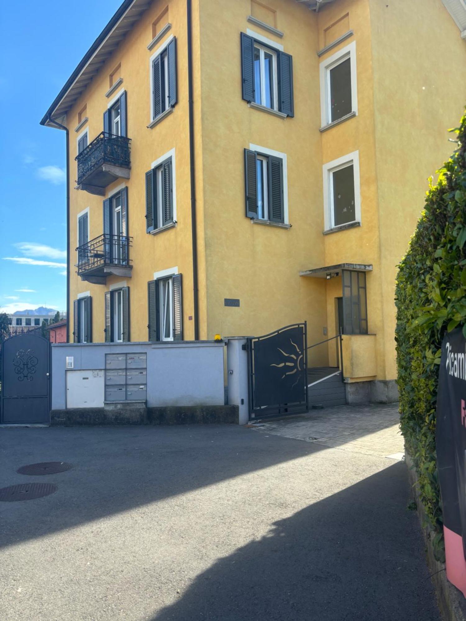 Small Apartments In Lamone Exteriör bild